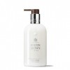 Molton Brown délicieuse rhubarbe et roses lotion pour le corps 300 ml