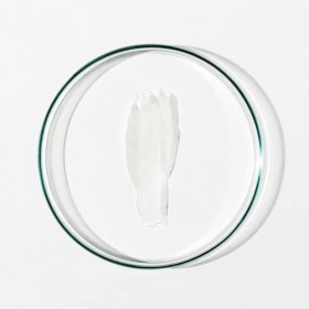 Grown Alchemist Intensive Hydra-Repair Eye Balm Helianthus Seed Extract & Tocopherol Baume contour les yeux 15ml