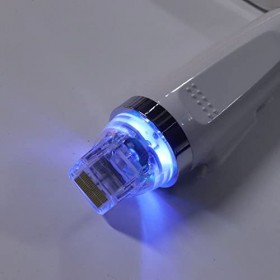 Machine de beauté de la Peau RF, 100-240V Blanchiment Augmente lélasticité Élimine lenflure du Visage Tendeur Fractionnel R