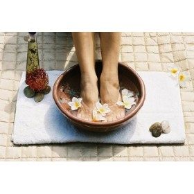 BINGOSPA professional Préparation des pieds fortement adoucissante avec des acides AHA - 1000g