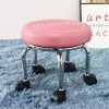 WKWKER Modern Small Rolling Stool PU Leather Roller Seat 360 ° Swivel Low Round Stools avec roulettes universelles pour Home 