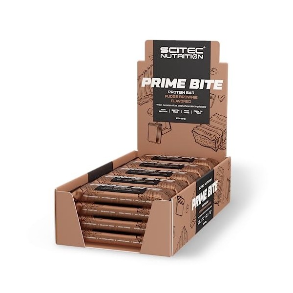 Scitec Nutrition Prime Bite, Barre protéinée enrobée au goût de fudge  brownie avec des éclats de fève de cacao, des morceaux