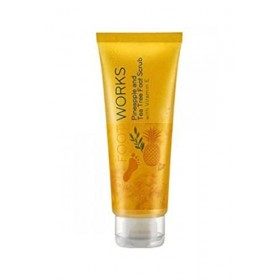 Avon Foot Works Gommage pour les pieds à lananas et à larbre à thé avec vitamine E