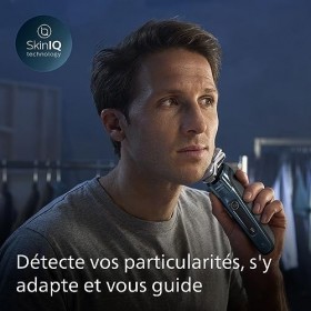 Rasoir Philips Series&nbsp;8000 - rasoir électrique Wet&nbsp;&&nbsp;Dry bleu glacier avec technologie SkinIQ, tondeuse rétractable, socle de