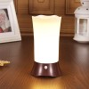 WRalwaysLX Lampe de chevet avec détecteur de mouvement LED Fonctionne avec 3 piles AA pour le salon, la chambre, la salle de 