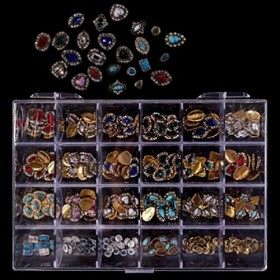 24 grilles 3D Nail Art Artisanat Strass DIY Nail Designs Crystal Gems Dangle Manucure Nail Bijoux Alliage et Résine Bijoux po