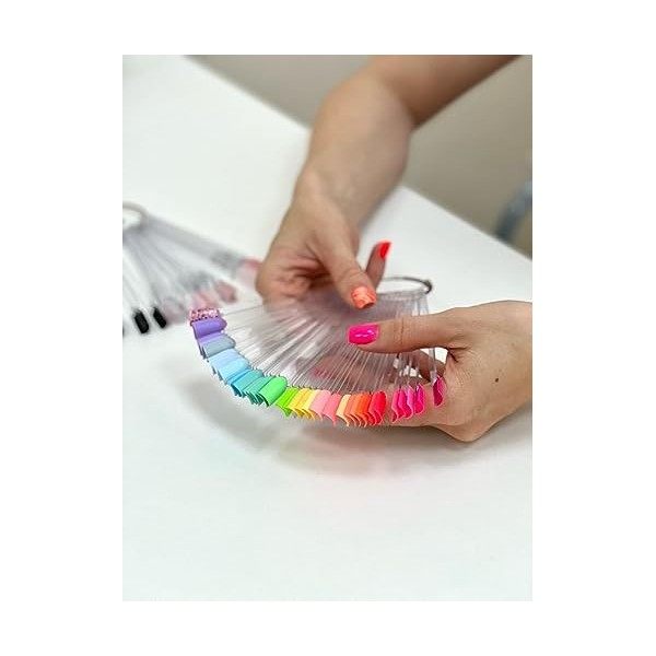 Pinkiou Bâtons daffichage de couleur dongle Vernis à ongles Forme déventail Carte daffichage Acrylique Roue daffichage p