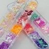 AddFavor Lot de 4 boîtes de paillettes holographiques pour ongles - Mélange de paillettes irisées en forme de cœur - Pour man