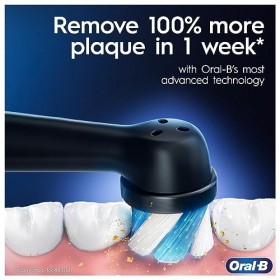 Oral-B iO3 Brosses à dents électriques pour adultes, cadeaux de Noël pour femme, lui, 1 tête de brosse à dents et étui de voy