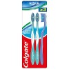 COLGATE - Brosse à Dents Triple Action Medium - Manche Avec 35% de Plastique Recyclé - Paquet de 3 Brosses à Dents