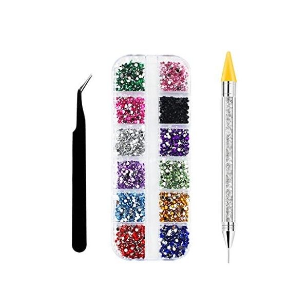 REQAG 1500 Pièces Strass Ongle Nail Art Cristal Strass Gemmes Diamants en Cristal à Dos Plat Avec Pince à Epiler et Stylo à P