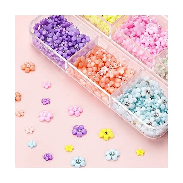 Lot de 2 boîtes de breloques en forme de fleur 3D pour ongles, 6 couleurs mélangées avec perles dorées et argentées, strass A