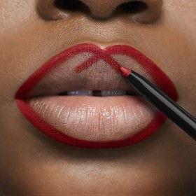 Avon Glimmerstick Crayon à lèvres Ruby Shock, infusé avec de la vitamine E pour une application fluide et des lèvres définies