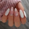 24 PCS Noël faux ongles paillettes scintillantes flocons de neige faux ongles longs ongles à tête ronde pressés sur faux ongl