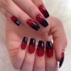 Vatocu Lot de 24 faux ongles courts noirs et rouges en acrylique pur à coller sur les ongles dHalloween pour femmes et fille