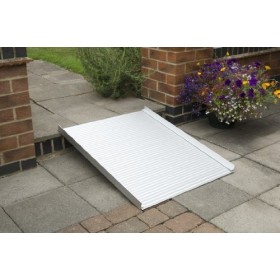 Nrs Healthcare Rampe dAccès Mobility Care Portable et Enroulable