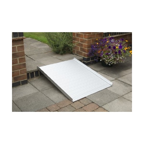 Nrs Healthcare Rampe dAccès Mobility Care Portable et Enroulable