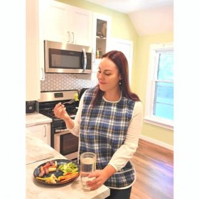 Modaliv Bavoir adulte&nbsp;–&nbsp;réutilisable Protège-vêtements&nbsp;–Imperméable –&nbsp;Ramasse-miettes&nbsp;–&nbsp;Lavable en machine&nbsp;–&nbsp;Extra long Bleu