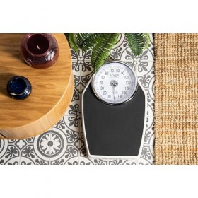 Adler AD8177 Pèse-personne mécanique jusquà 150 kg, balance analogique de salle de bain haute précision, surface antidérapan