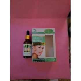 Sérum visage blanchissant anti tâches de rousseur a la nicotinamide et vitamine A aux extraits de thé vert 2en 1 unifiant 30m