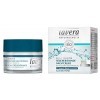 lavera Basis Sensitiv Crème de nuit régénérante bio Aloe Vera & Huile damande - Tous types de peau - Vegan Bio - Cosmétique 