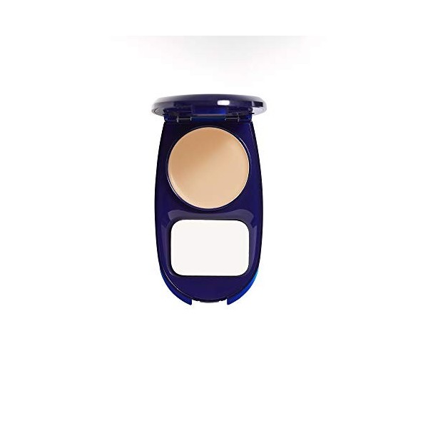 COVERGIRL - Smoothers Aquasmooth Compact Foundation Creamy Natural - 0.4 oz. 12 g 