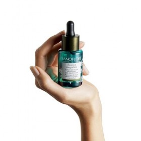 Sanoflore Essence Magnifica - Huile de Nuit Purifiante Anti-Imperfections Certifiée Bio - Aux 9 Huiles Essentielles Médicinal