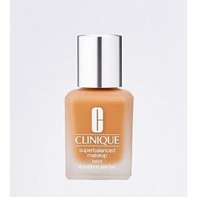 Clinique Superbalanced Makeup Fond de teint WN 114 Golden 30ml
