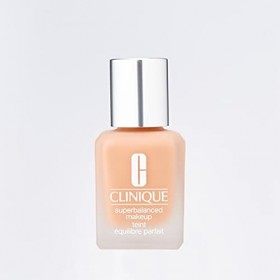 Superbalanced Fluid 12-Honeyed Beige 30 Ml