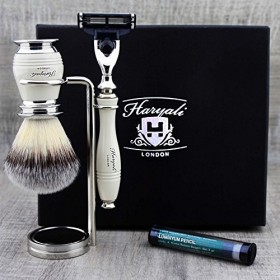 Couleur ivoire 3 pièces Kit de rasage pour homme. Le