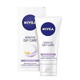 Nivea Daily Essentials Sensitive Day Cream SPF15 Crème Jour et Nuit