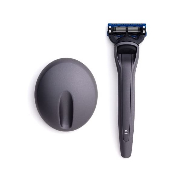 Bolin Webb Manche avec support de rasoir en bleu mat. Équipé de la technologie Gillette Fusion5 Blade Cartridge pour un rasag