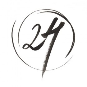 Ess. 24Ever Ink Eyeliner 01