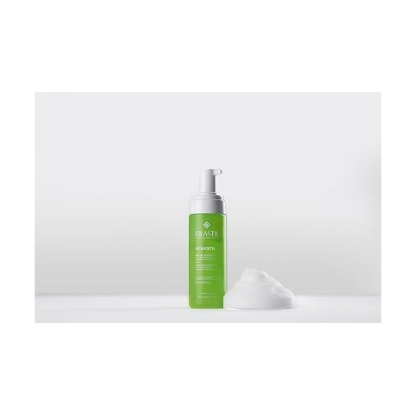 Rilastil - Acnestil Mousse Limpiadora Profunda, Sebonormalizante y Calmante que Reduce las Imperfecciones, Para Piel Irritada