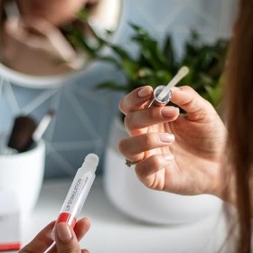 Lip Stimulation Gloss Volumateur Stimulateur - 4ml Eneomey