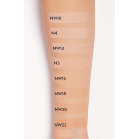 MAC studio Fix Fluid Foundation SPF15 NW22