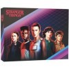 NETFLIX Stranger Things Coffret cadeau avec eau de toilette 100 ml, vernis à ongles et étui de protection en forme de cassett