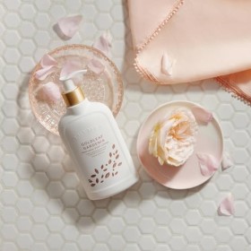 Thymes Goldleaf Gardenia Perfumed Body Cream 270ml