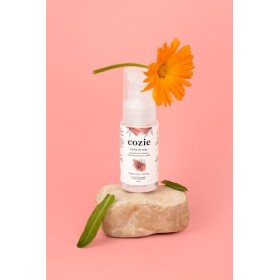 Huile de soin aux huiles de chanvre, calendula, prune et carotte