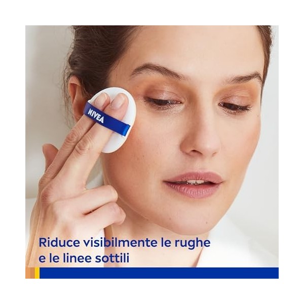 NIVEA Q10plus Radiance BB Coussin 3 en 1 avec SPF15, Teinte : Légère, 15 ml , Formule anti-âge, Coussin infusé à la BB crème