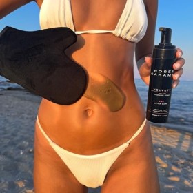 Mousse autobronzante veloutée Rose & Caramel Dark - Ultra Dark Olive 200 ml Sans tons orangés. Faux bronzage extra foncé fon