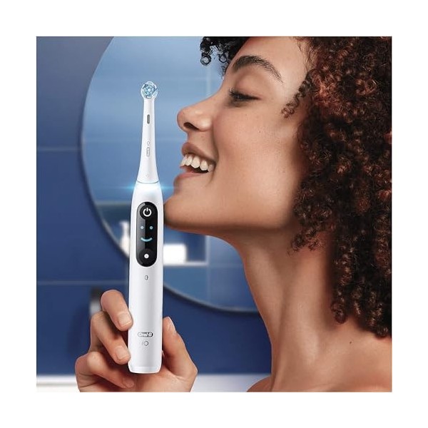 Oral-B iO9 Brosses à dents électriques pour adultes, poignée connectée à lapplication, 1 tête de brosse à dents, étui de voy