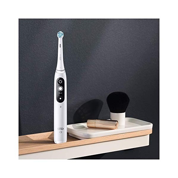 Oral-B iO7 Series White Alabaster