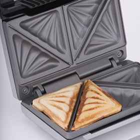 Cloer 6219 Appareil à Croque-Monsieur, 900 W pour 2 toasts divisés en diagonale, Message optique de fin de Cuisson, Argenté