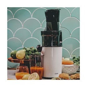 Livoo - DOP238 Extracteur de jus compact | Puissance 200 W | 1 vitesse de rotation lente pour la conservation des propriétés 