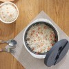 Tiiyee Cuiseur à Riz Micro Ondes, 2 L Pâtes Alimentaire Microwave Rice Cooker PP Autocuiseur Cuillère Couvercle Passoire Anti