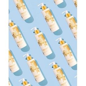 Guava & Gold Paradise Found Lotion pour le corps | Pour une peau hydratée, lisse et soyeuse | SPF 15, beurre de karité, huile