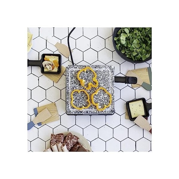 Livoo - Set daccessoires pour raclette MEN391 - bois dhévéa - 8 spatules, 8 planchettes