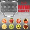 SugarWhisk Mini Waffle Maker, fer à gaufres pour enfants, fait des petites gaufres de 8 x 5cm, petit gaufrier, compact et fac