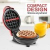 Elite Gourmet EWM015R Mini gaufrier électrique compact avec plaques antiadhésives, pour gaufres, sandwichs et diverses prépar